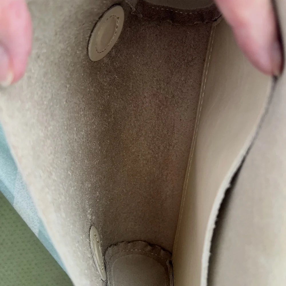 Portland Leather Cream Crossbody Bag with Adjustable Strap